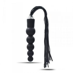 Piska med dildo